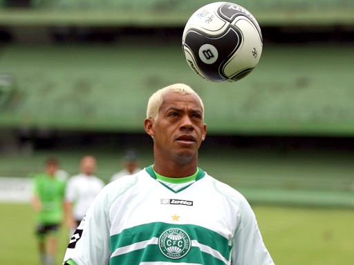 Marcelinho Paraíba pelo Coritiba